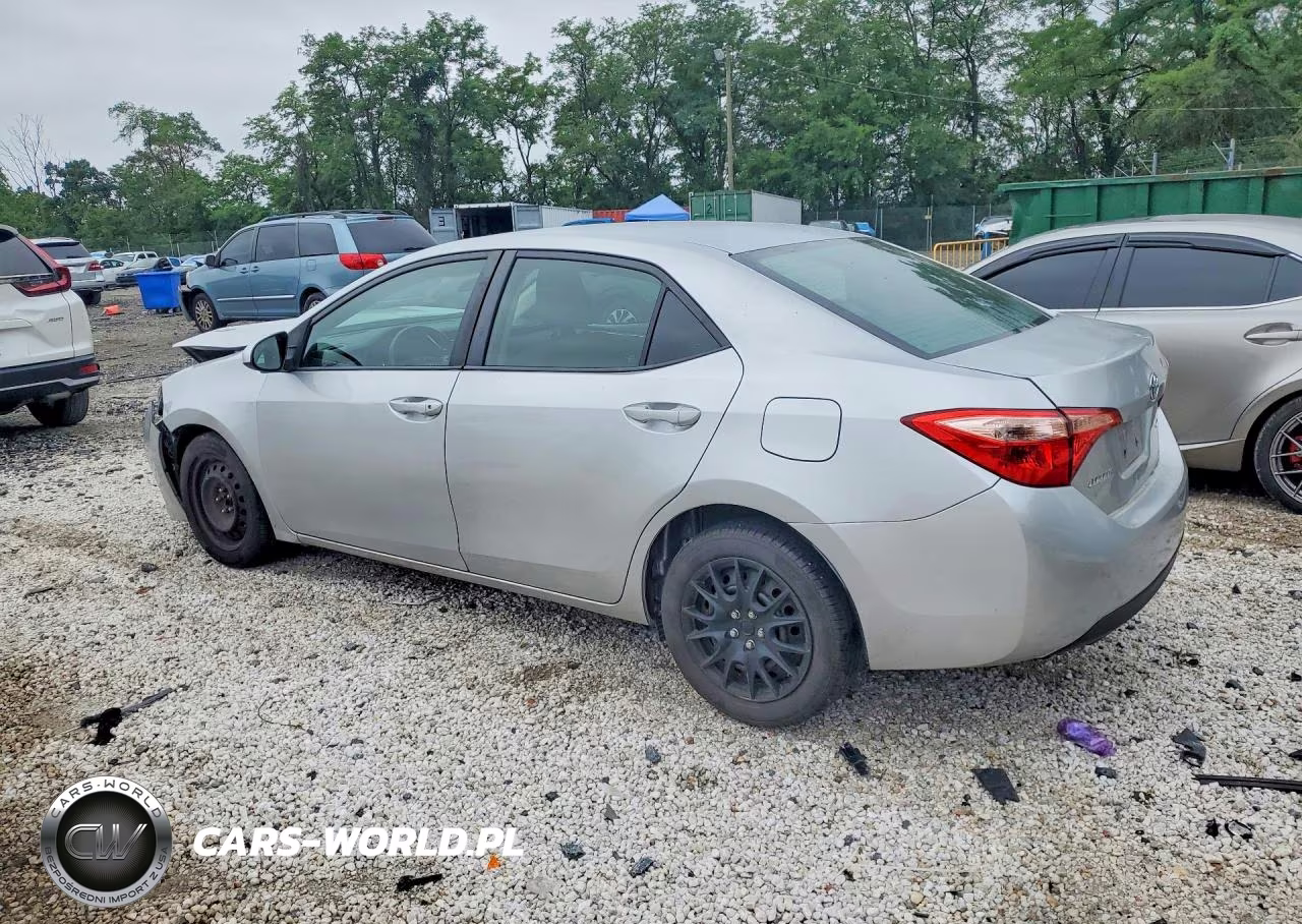 2017 Toyota Corolla Le VIN:2T1BURHE8HC757747 - 2