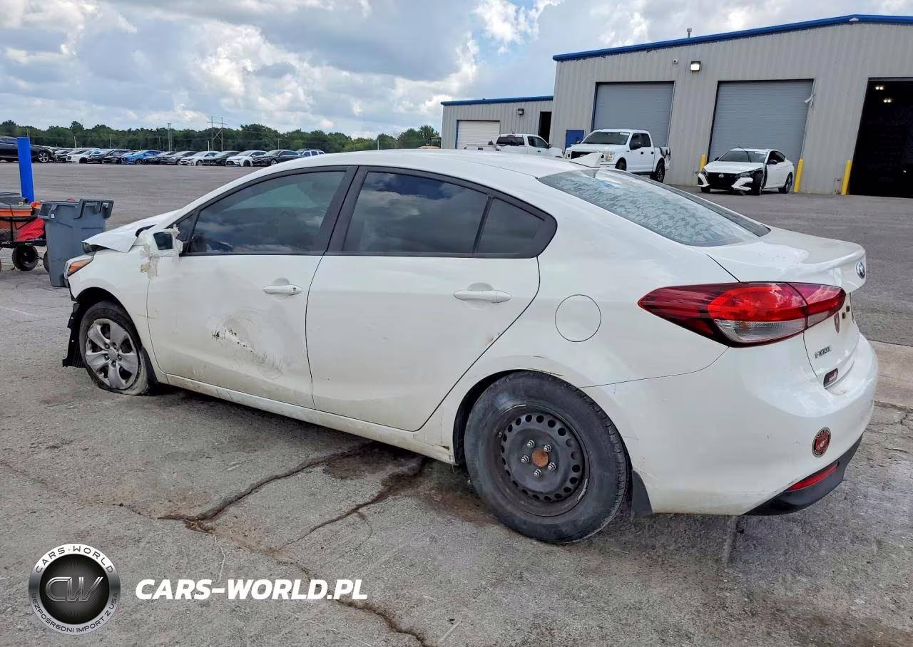 2018 Kia Forte Lx VIN:3KPFK4A77JE192131 - 2