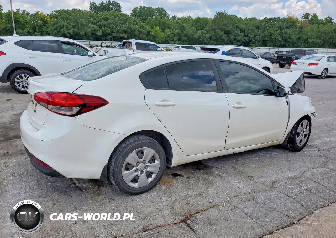 2018 Kia Forte Lx VIN:3KPFK4A77JE192131 - 3