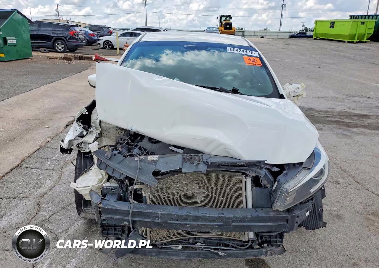 2018 Kia Forte Lx VIN:3KPFK4A77JE192131 - 5