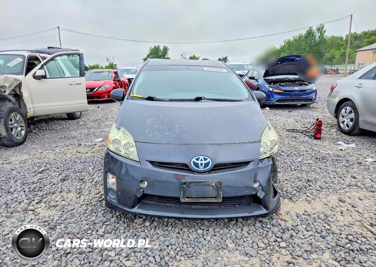 2011 Toyota Prius Four VIN:JTDKN3DU6B1375817 - 5