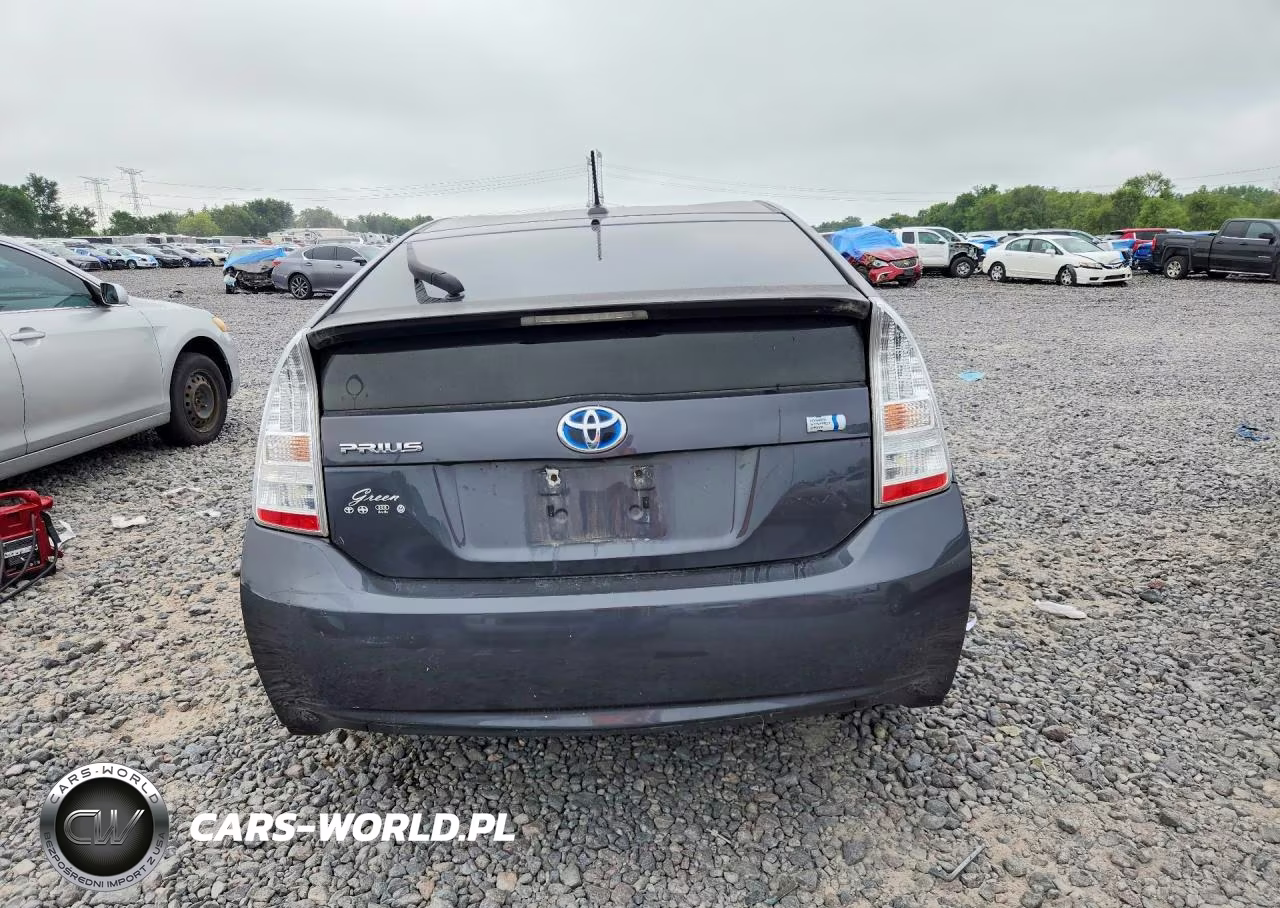2011 Toyota Prius Four VIN:JTDKN3DU6B1375817 - 6