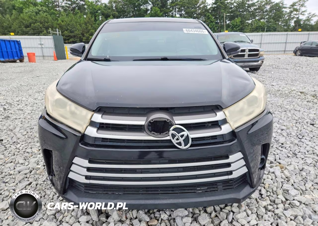 2015 Toyota Highlander Le VIN:5TDBKRFH5FS173961 - 5
