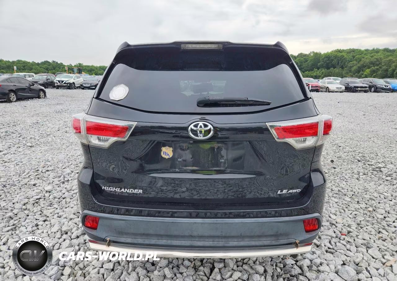 2015 Toyota Highlander Le VIN:5TDBKRFH5FS173961 - 6