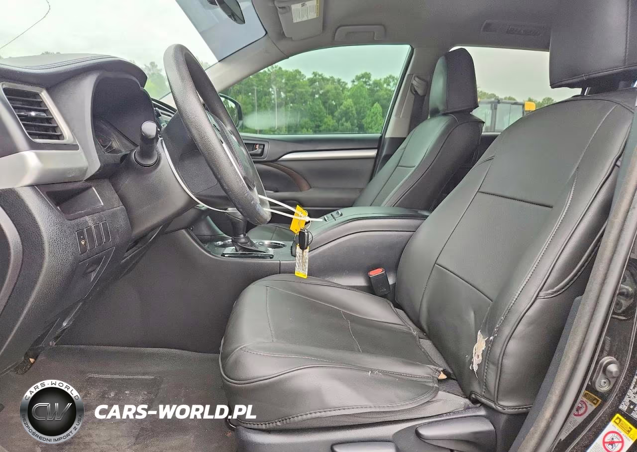 2015 Toyota Highlander Le VIN:5TDBKRFH5FS173961 - 7