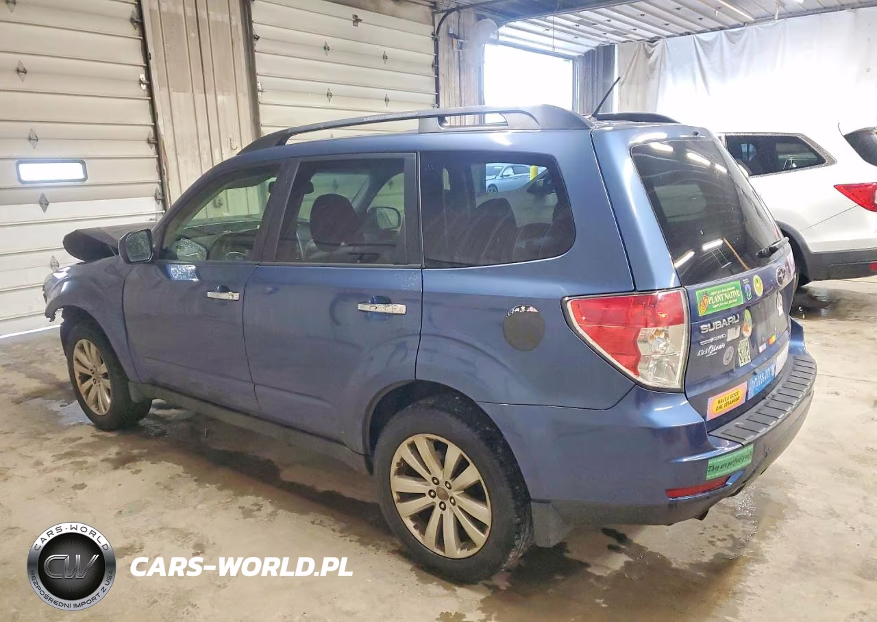 2012 Subaru Forester 2.5X Premium VIN:JF2SHBDC1CH458073 - 2