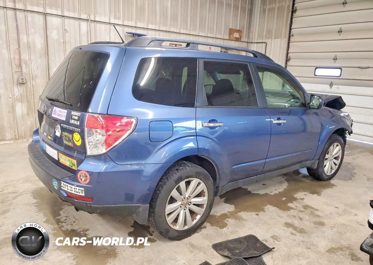 2012 Subaru Forester 2.5X Premium VIN:JF2SHBDC1CH458073 - 3