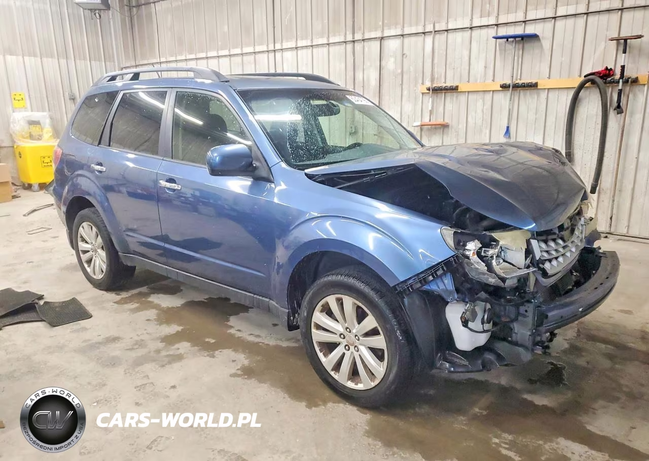 2012 Subaru Forester 2.5X Premium VIN:JF2SHBDC1CH458073 - 4
