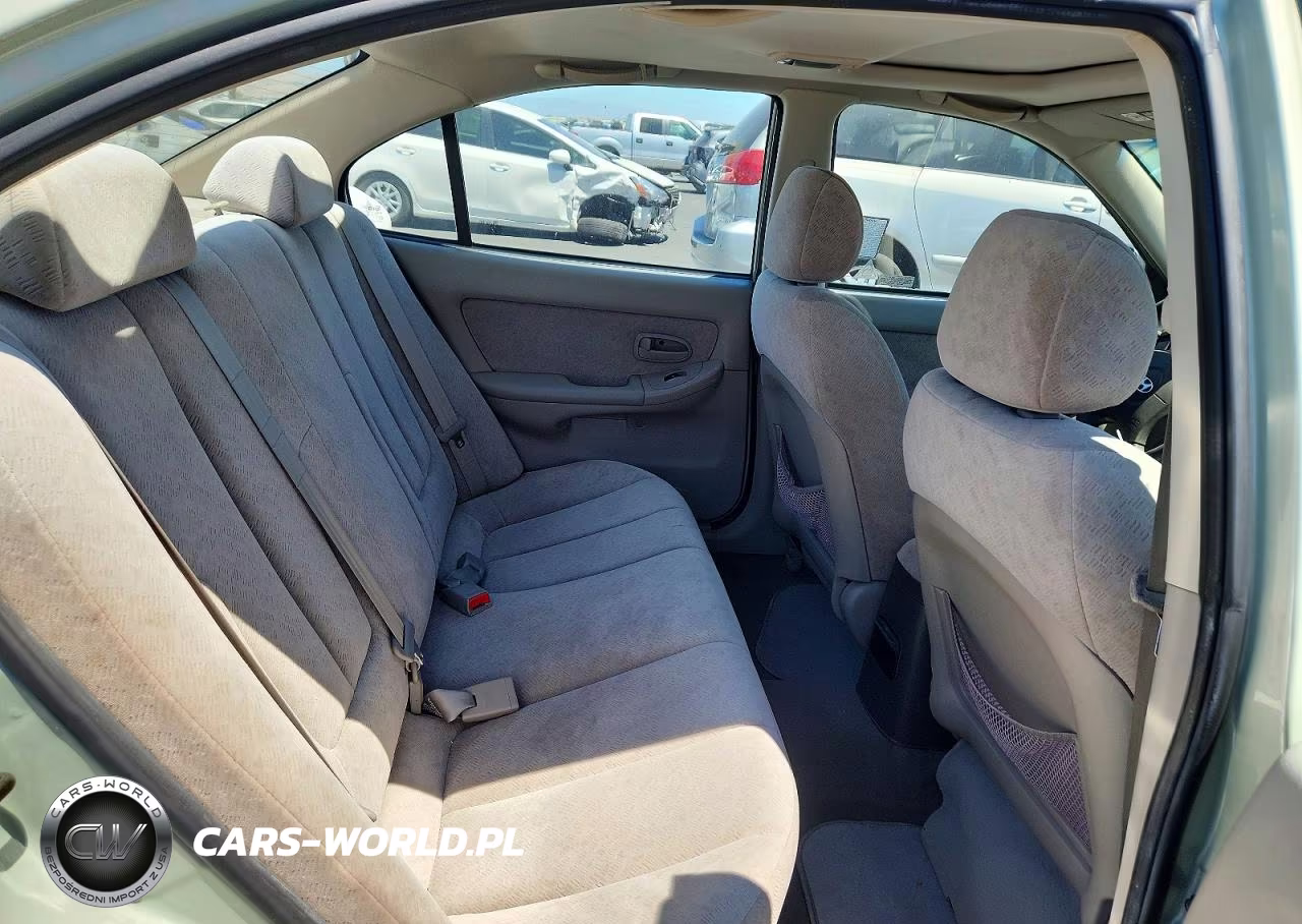 2004 Hyundai Elantra Gls VIN:KMHDN46D54U820704 - 10