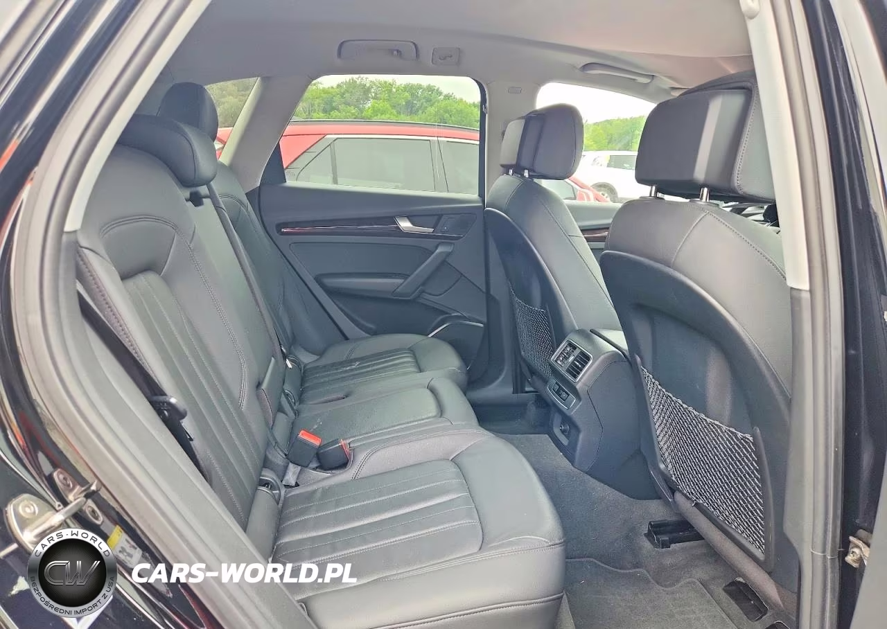 2019 Audi Q5 Premium VIN:WA1ANAFY0K2084685 - 10