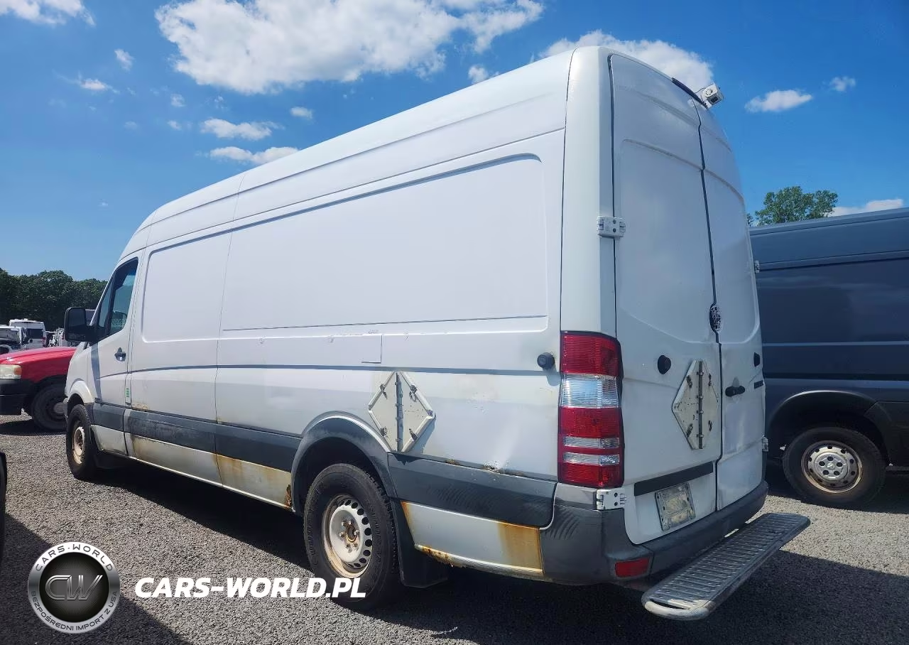 2011 Mercedes-Benz Sprinter 2500 Delivery Van VIN:WD3PE8CB4B5606056 - 2