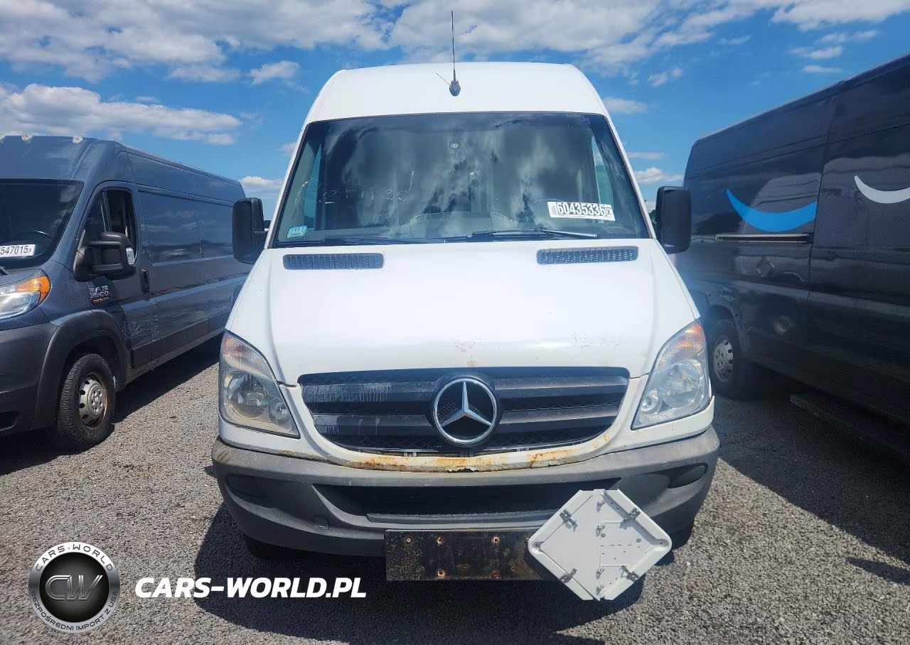 2011 Mercedes-Benz Sprinter 2500 Delivery Van VIN:WD3PE8CB4B5606056 - 5