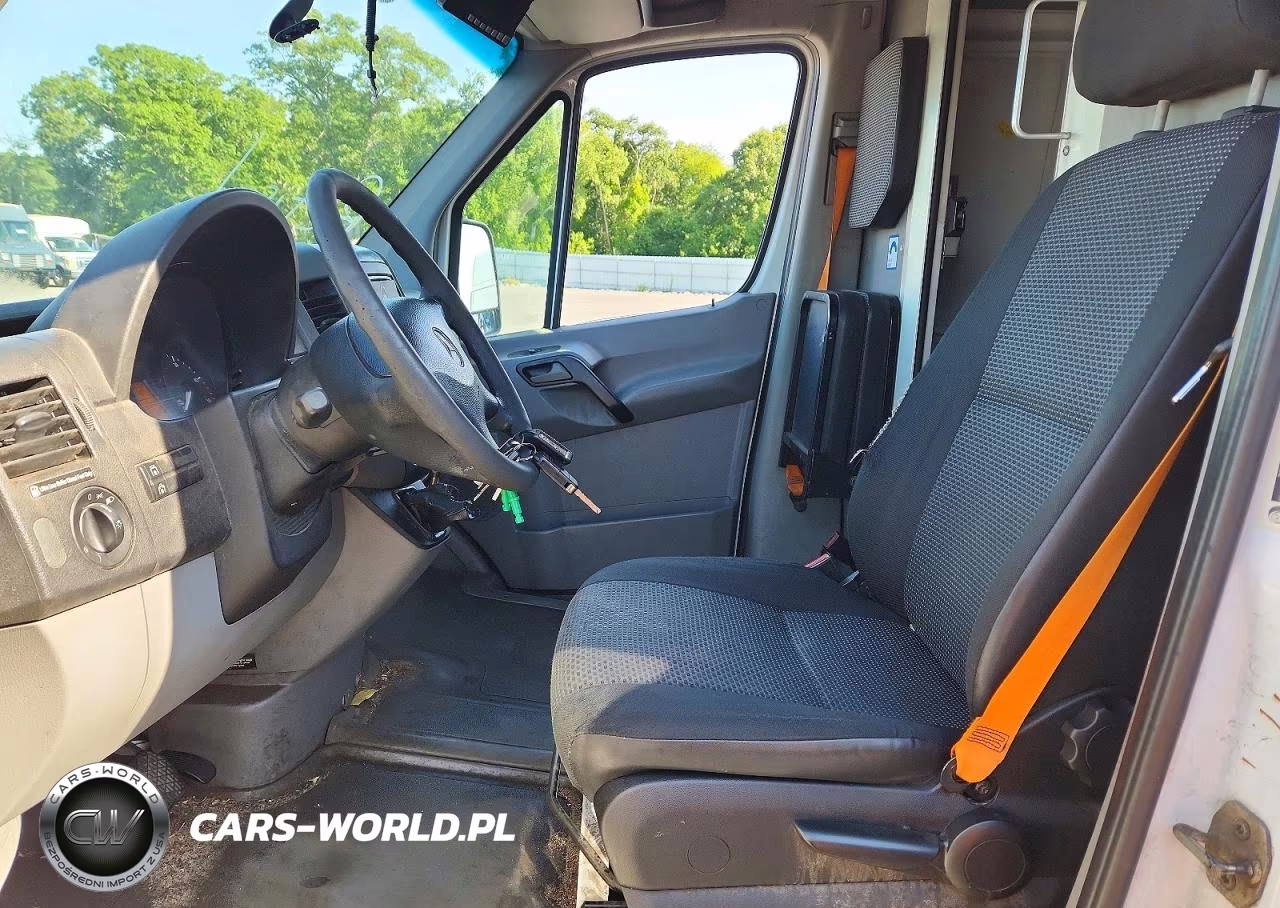 2011 Mercedes-Benz Sprinter 2500 Delivery Van VIN:WD3PE8CB4B5606056 - 7