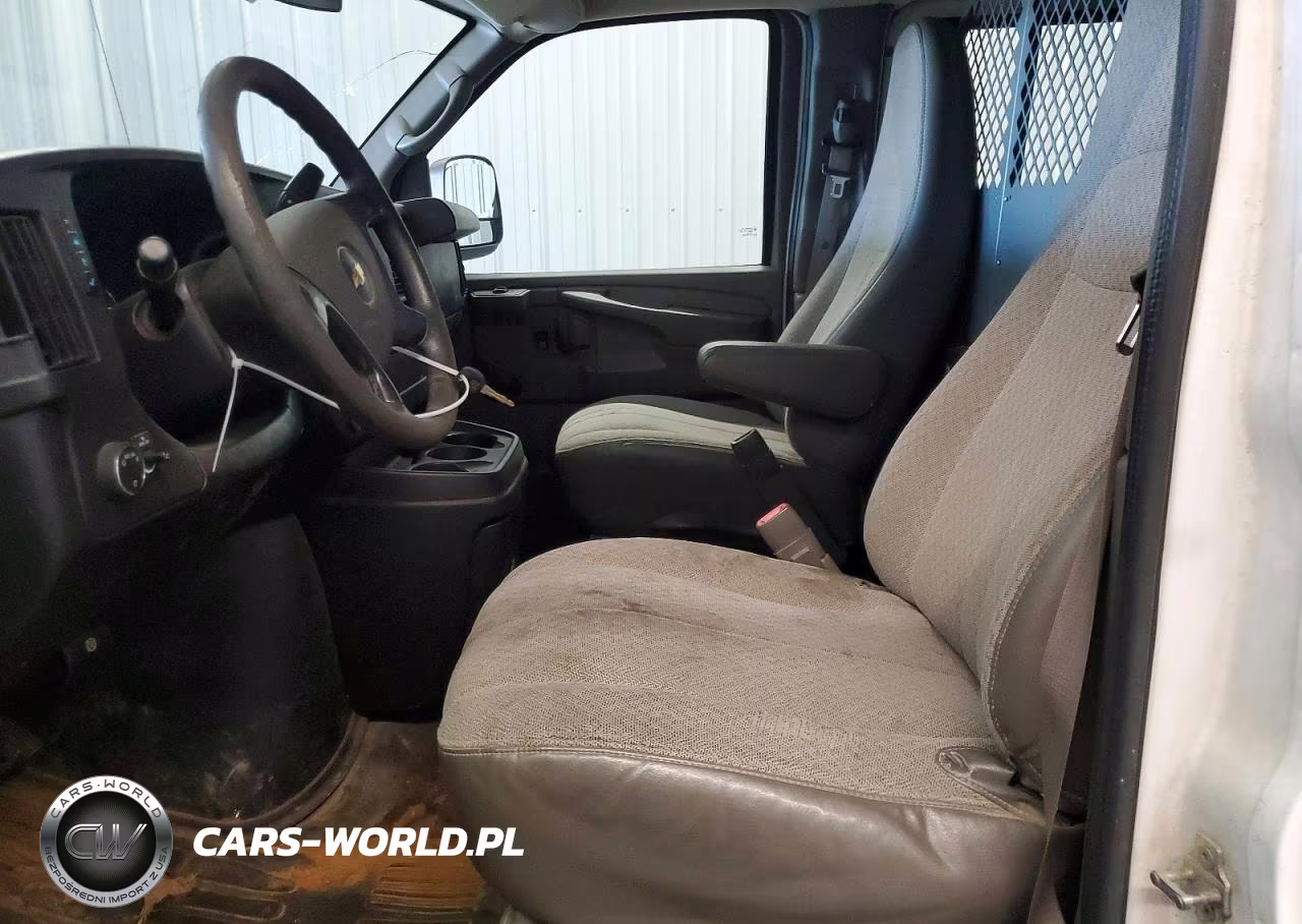2012 Chevrolet Express 2500 Cargo Delivery Van VIN:1GCWGGCA8C1200318 - 7