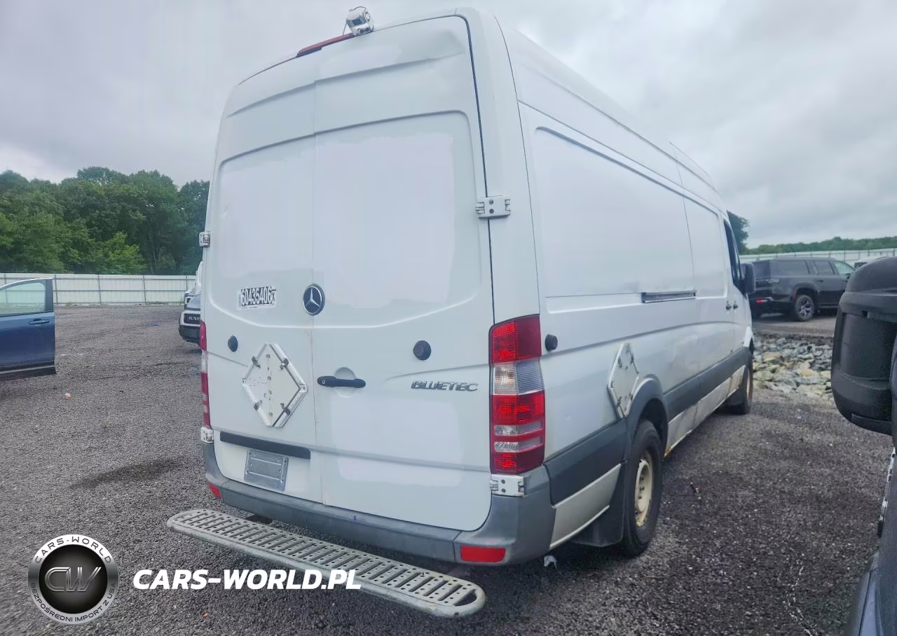 2012 Mercedes-Benz Sprinter 2500 Delivery Van VIN:WD3PE8CB1C5699975 - 3