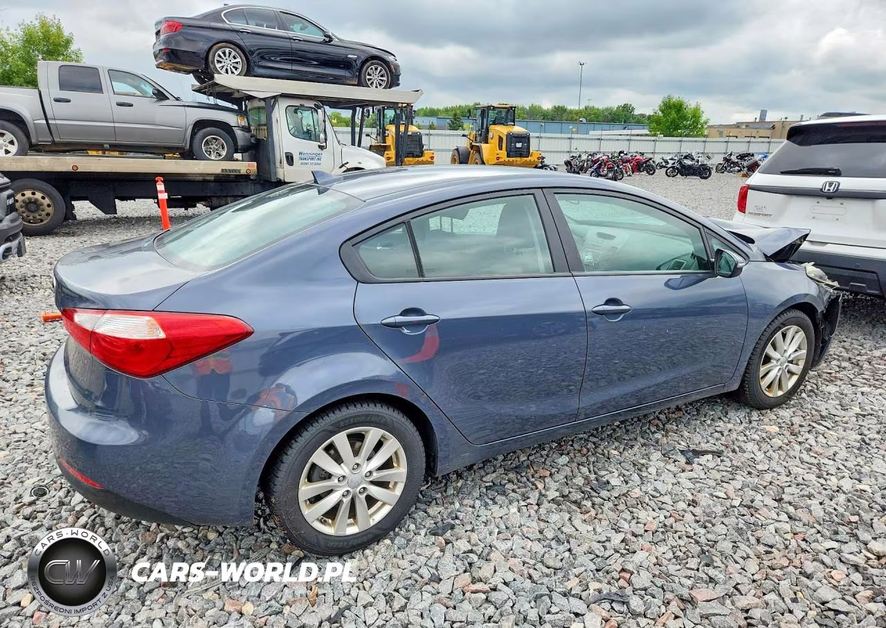 2015 Kia Forte Lx VIN:KNAFX4A61F5381088 - 3