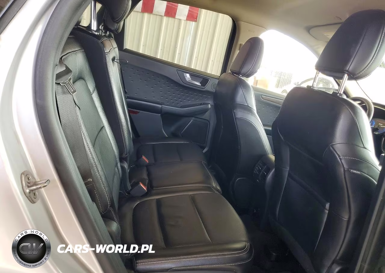 2020 Ford Escape Titanium VIN:1FMCU9J90LUA81397 - 11
