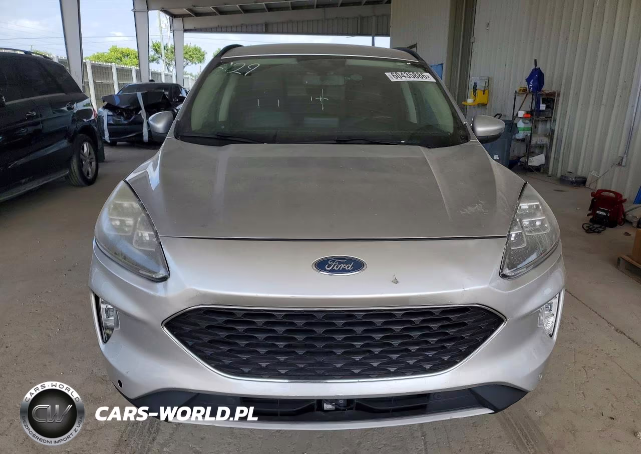 2020 Ford Escape Titanium VIN:1FMCU9J90LUA81397 - 5