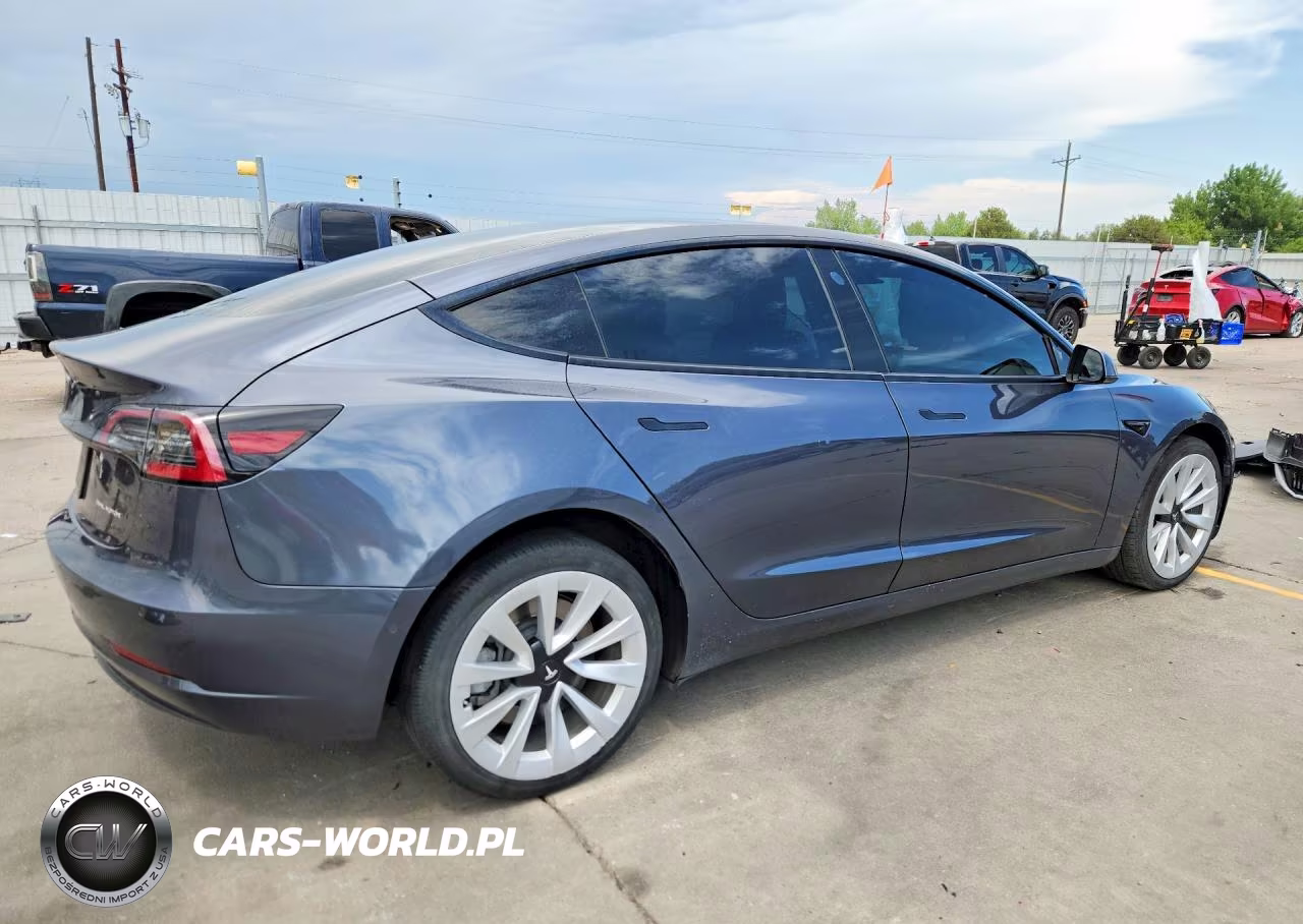 2022 Tesla Model 3 VIN:5YJ3E1EB8NF192386 - 3