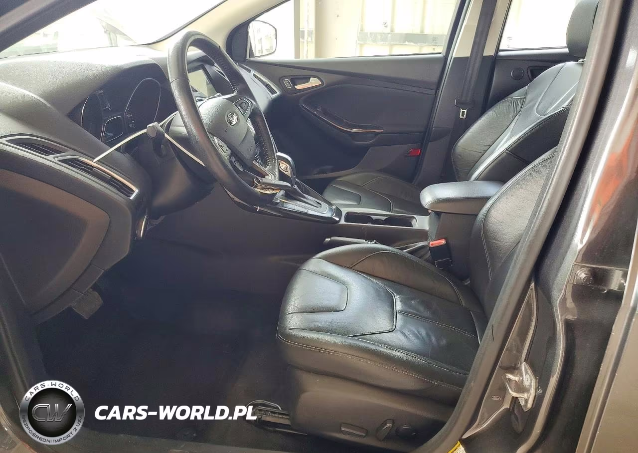 2017 Ford Focus Titanium VIN:1FADP3N24HL230276 - 7