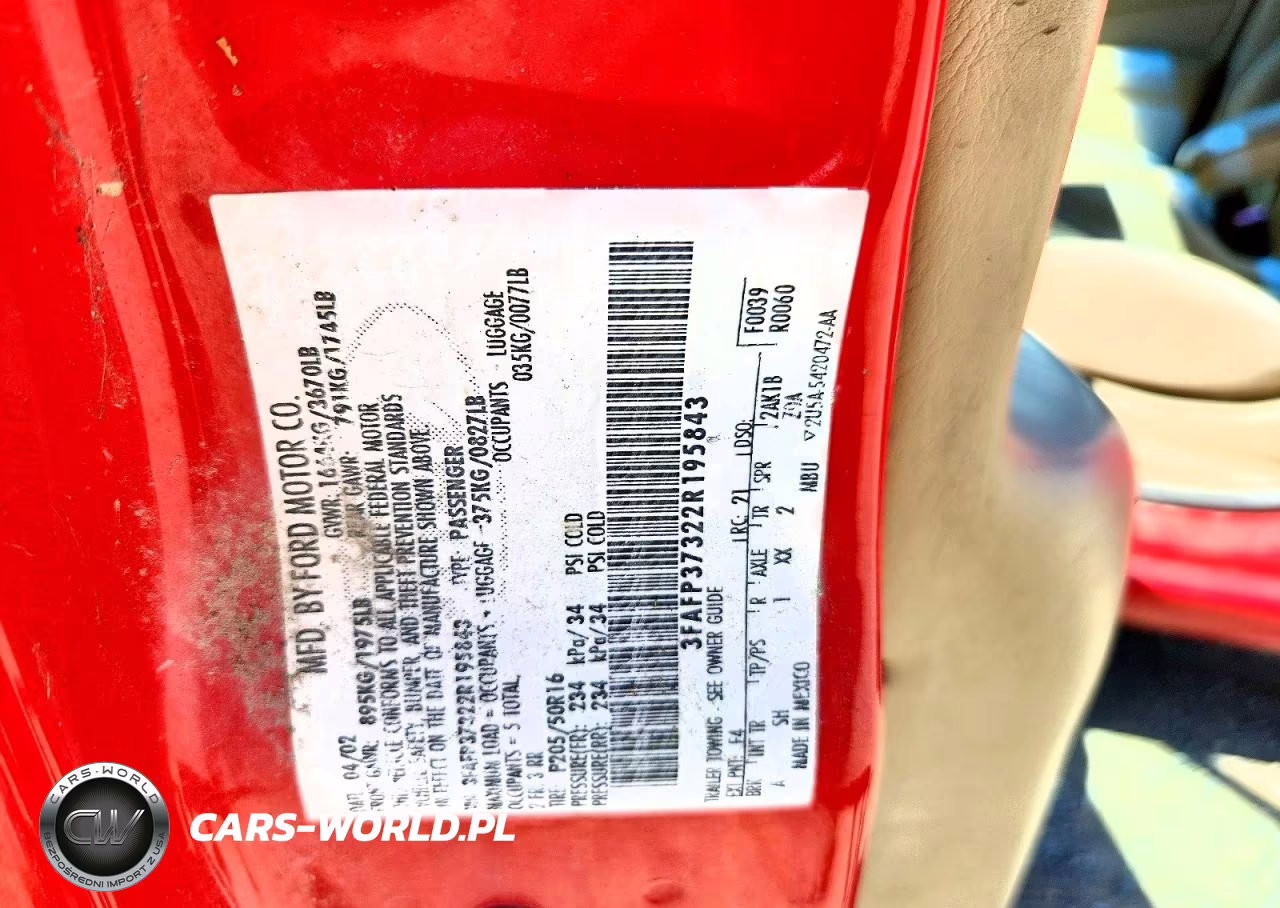 2002 Ford Focus Zx5 VIN:3FAFP37322R195843 - 12