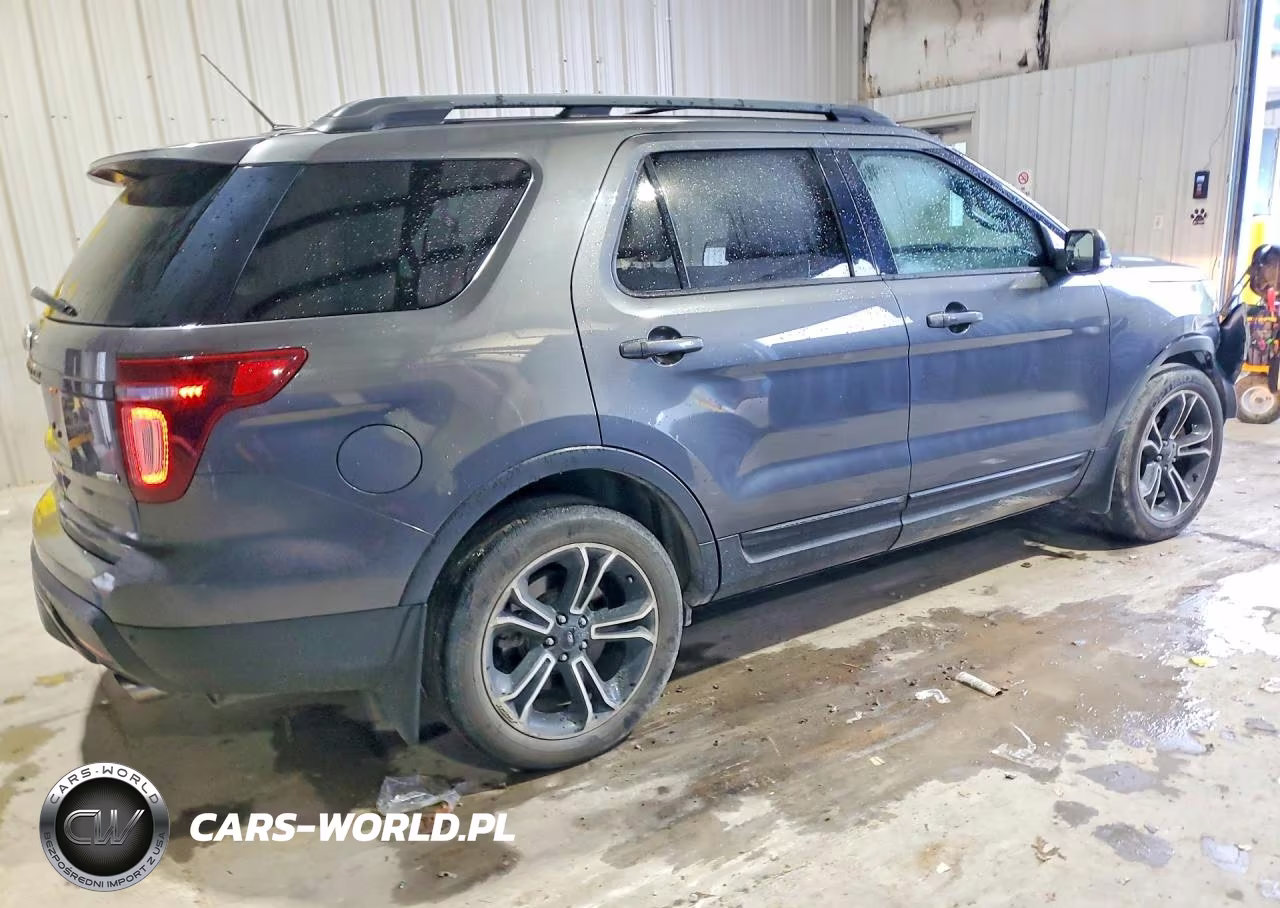 2015 Ford Explorer Sport VIN:1FM5K8GT1FGB79949 - 3