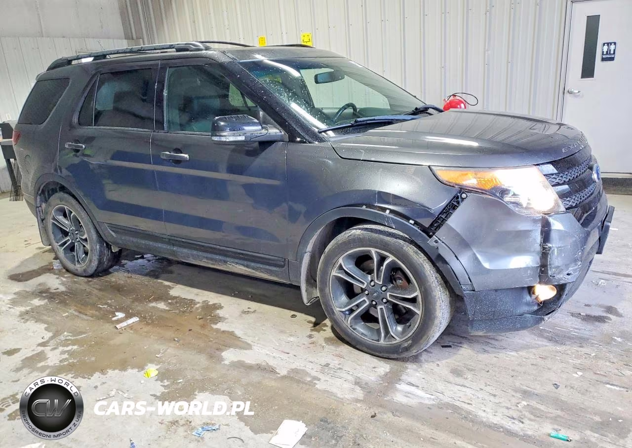 2015 Ford Explorer Sport VIN:1FM5K8GT1FGB79949 - 4