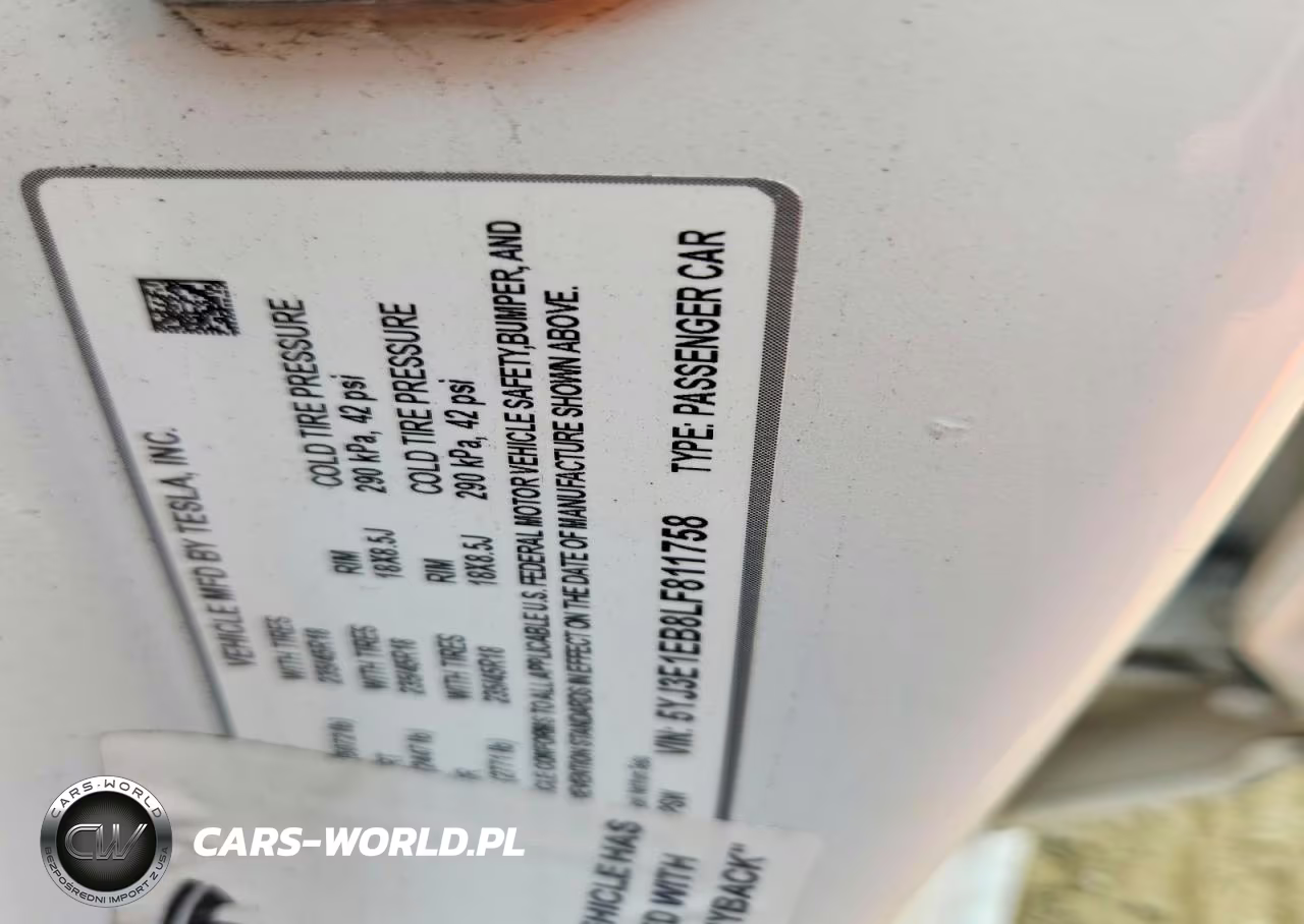 2020 Tesla Model 3 VIN:5YJ3E1EB8LF811758 - 12