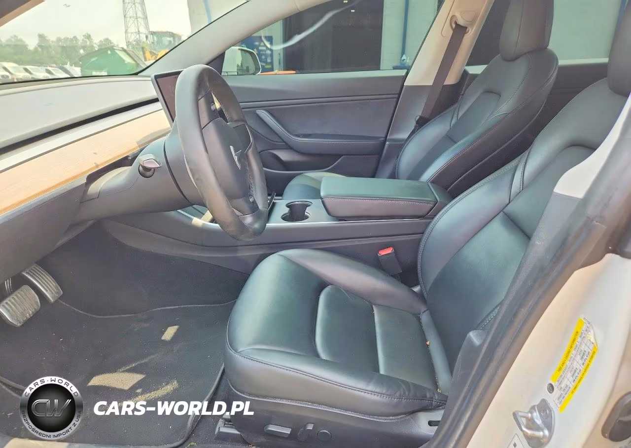 2020 Tesla Model 3 VIN:5YJ3E1EB8LF811758 - 7
