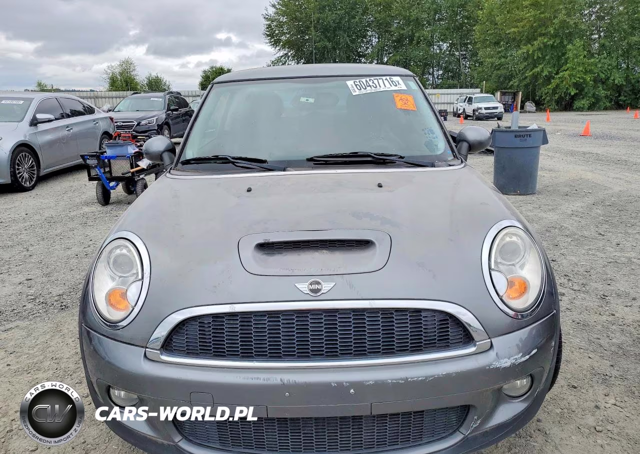 2008 Mini Cooper S VIN:WMWMF73528TV39324 - 5
