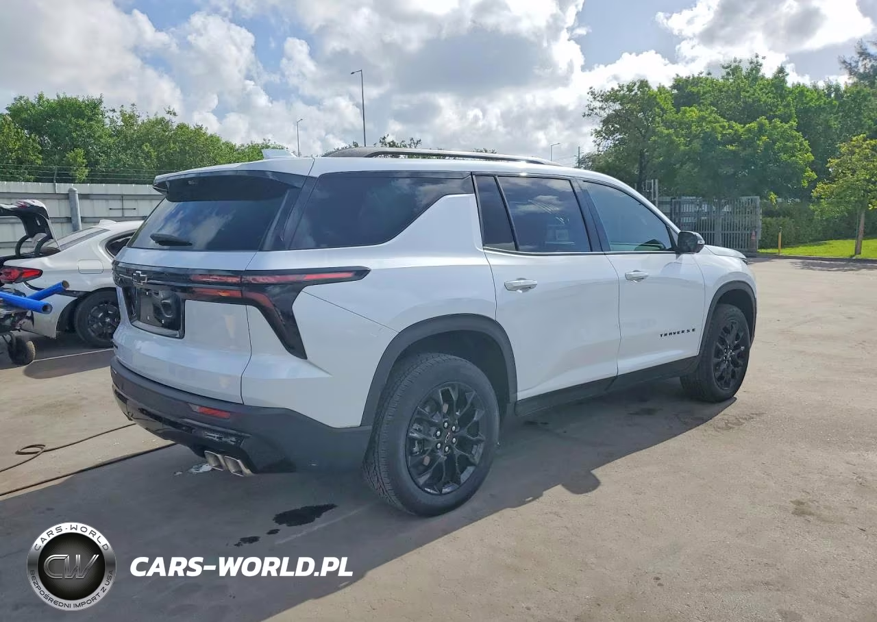 2026 Chevrolet Traverse Lt VIN:1GNERGKS3TJ248252 - 3