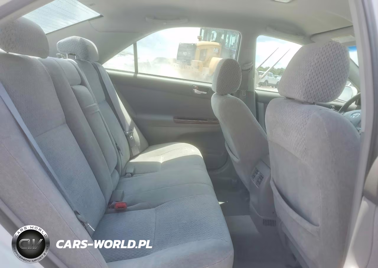 2003 Toyota Camry Xle VIN:4T1BE32K63U178238 - 10