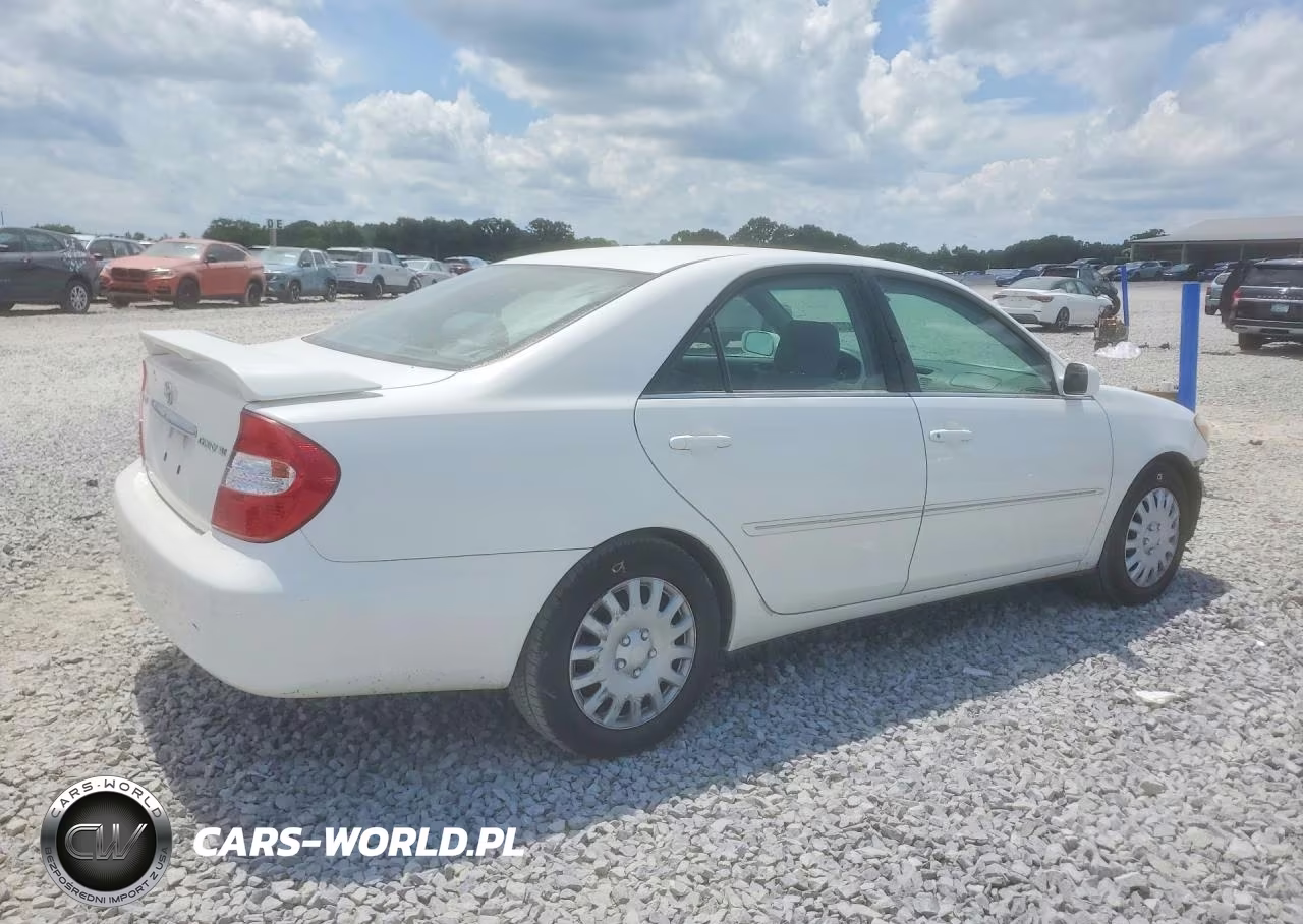 2003 Toyota Camry Xle VIN:4T1BE32K63U178238 - 3
