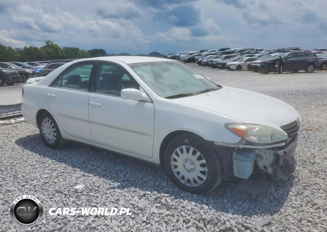 2003 Toyota Camry Xle VIN:4T1BE32K63U178238 - 4