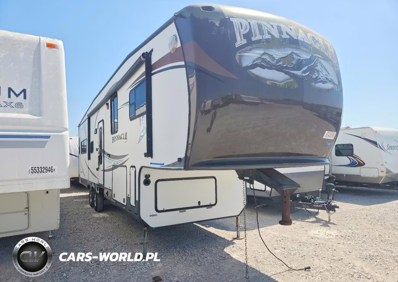 2013 Jayco Pinnacle Camper