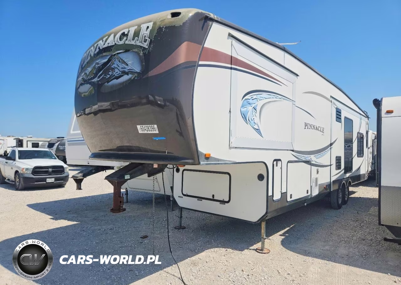 2013 Jayco Pinnacle Camper VIN:1UJCJ0BV8D1RC0067 - 2