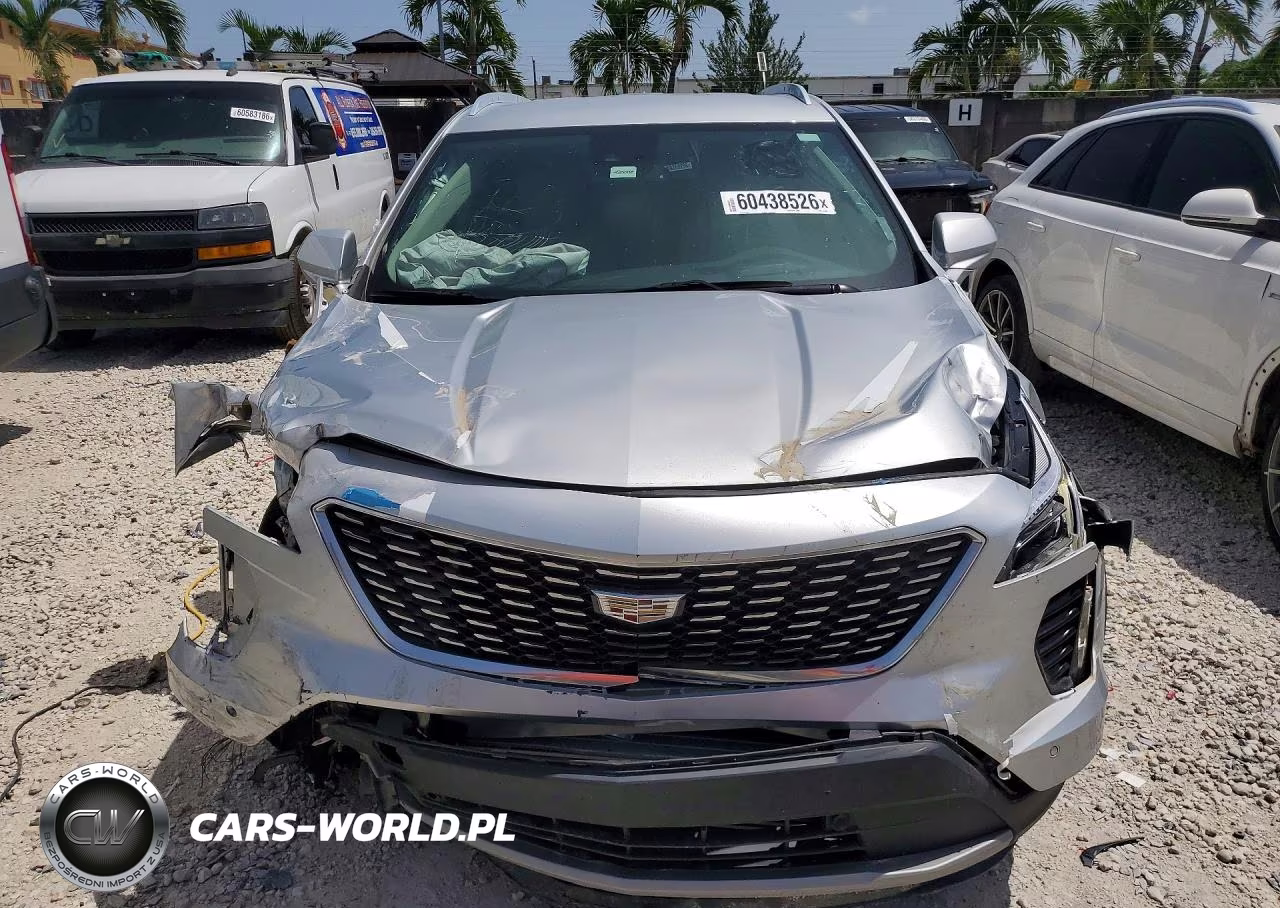 2020 Cadillac Xt4 Premium Luxury VIN:1GYFZCR47LF057069 - 5
