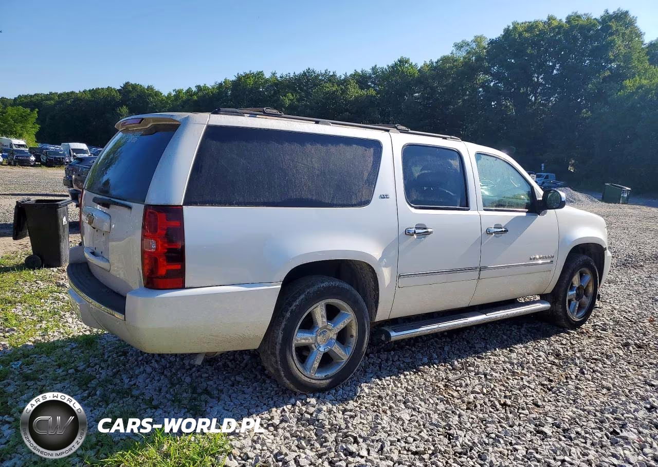 2013 Chevrolet Suburban K1500 Ltz VIN:1GNSKKE7XDR376315 - 3