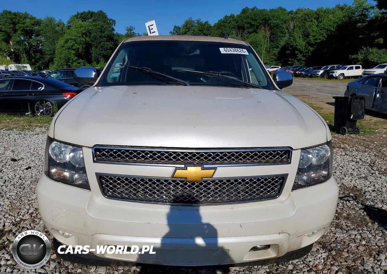 2013 Chevrolet Suburban K1500 Ltz VIN:1GNSKKE7XDR376315 - 5