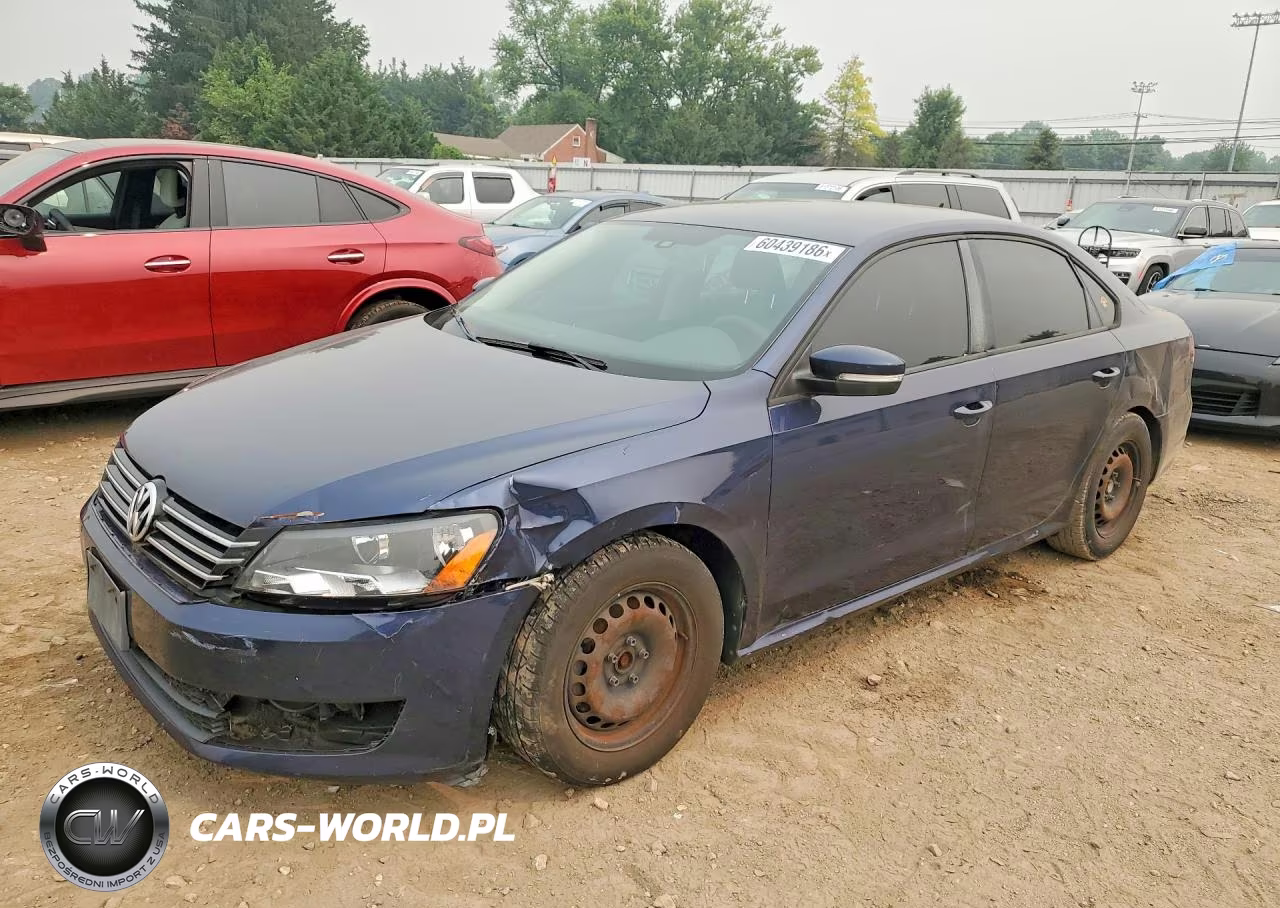 2013 Volkswagen Passat S – zdjęcie 1 z 12