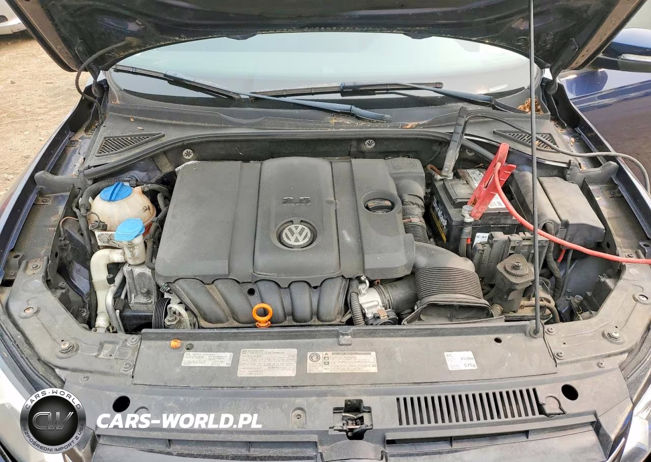2013 Volkswagen Passat S VIN:1VWAP7A35DC078213 - 11