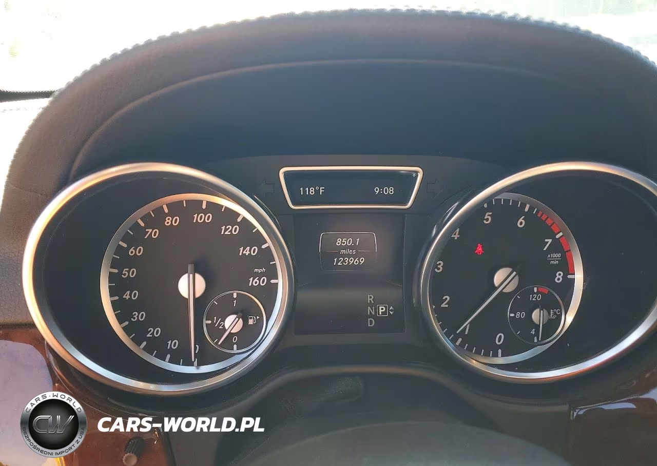 2014 Mercedes-Benz Ml 550 4Matic VIN:4JGDA7DB4EA308109 - 9