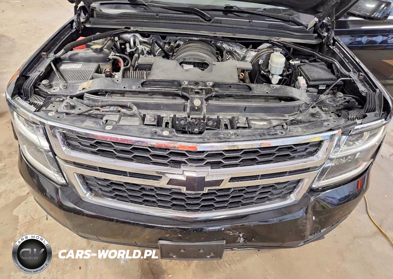 2018 Chevrolet Suburban K1500 Lt VIN:1GNSKHKC5JR352486 - 12