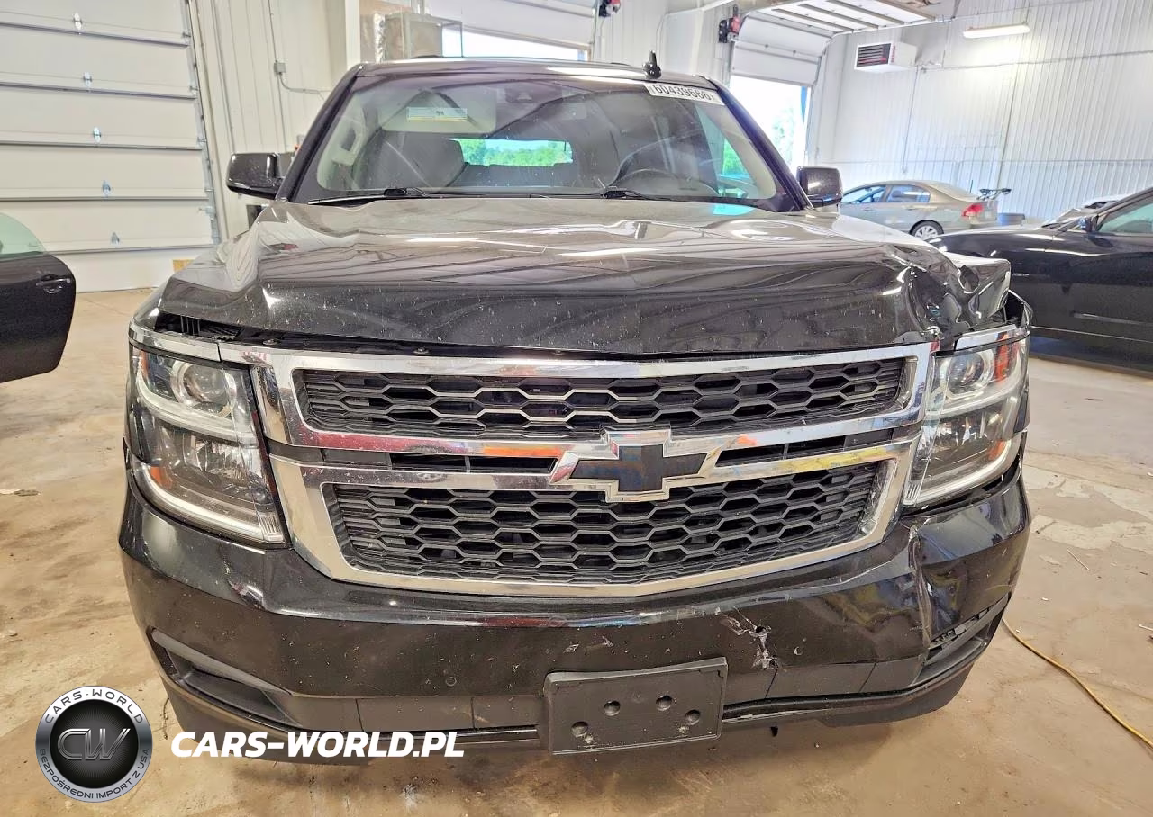 2018 Chevrolet Suburban K1500 Lt VIN:1GNSKHKC5JR352486 - 5