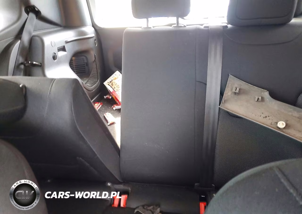2018 Jeep Renegade Sport VIN:ZACCJBAB9JPH57755 - 10