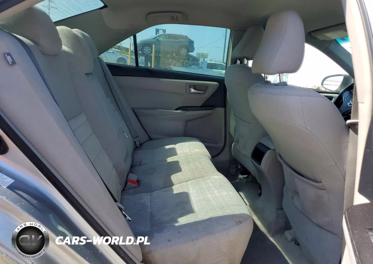 2017 Toyota Camry Le VIN:4T1BF1FK2HU428660 - 10