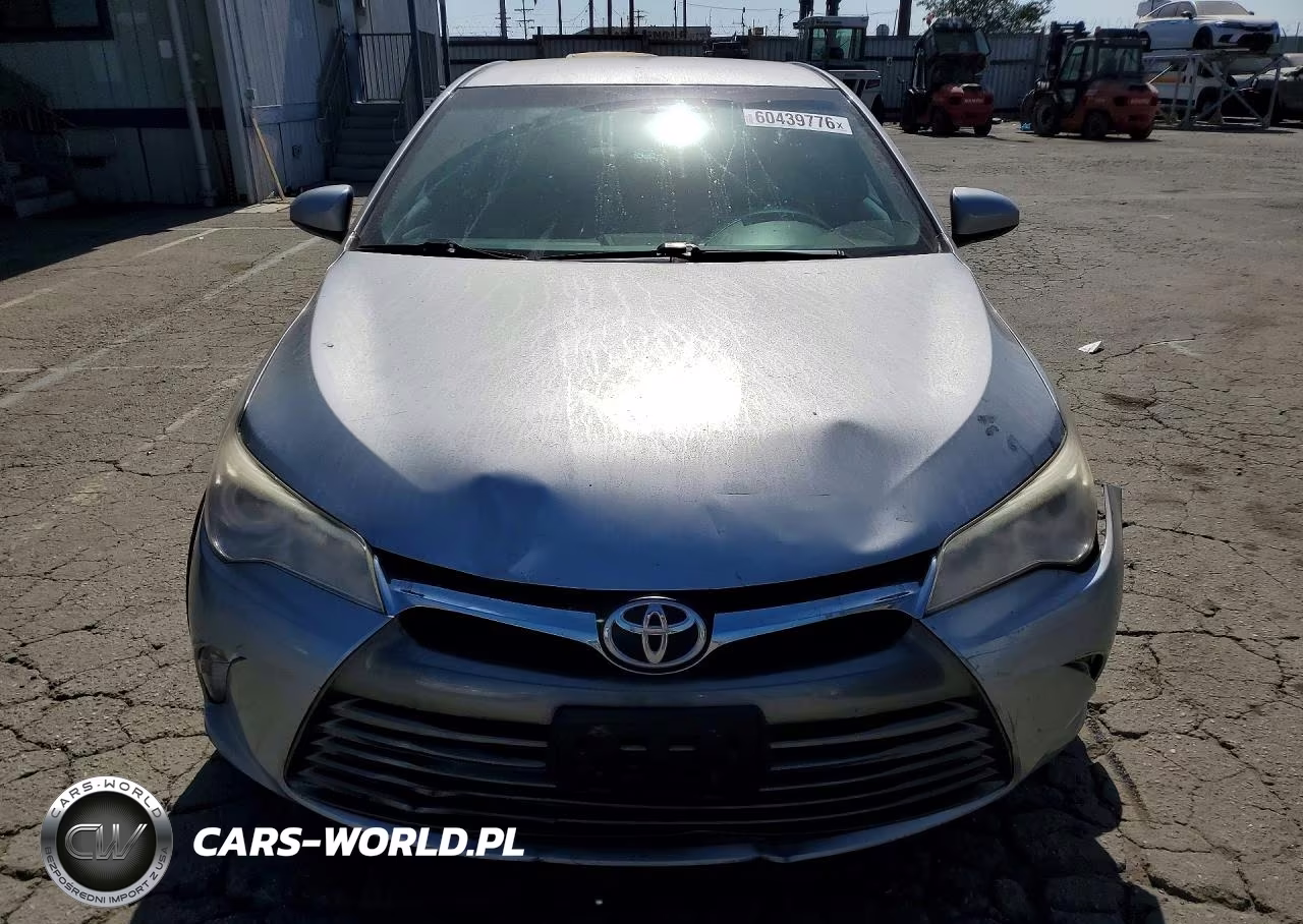 2017 Toyota Camry Le VIN:4T1BF1FK2HU428660 - 5