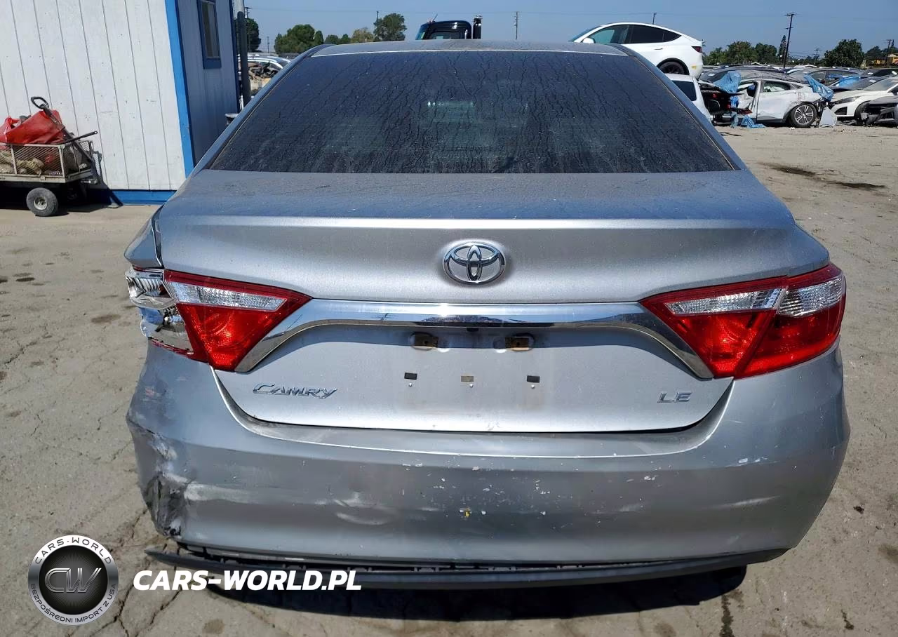 2017 Toyota Camry Le VIN:4T1BF1FK2HU428660 - 6