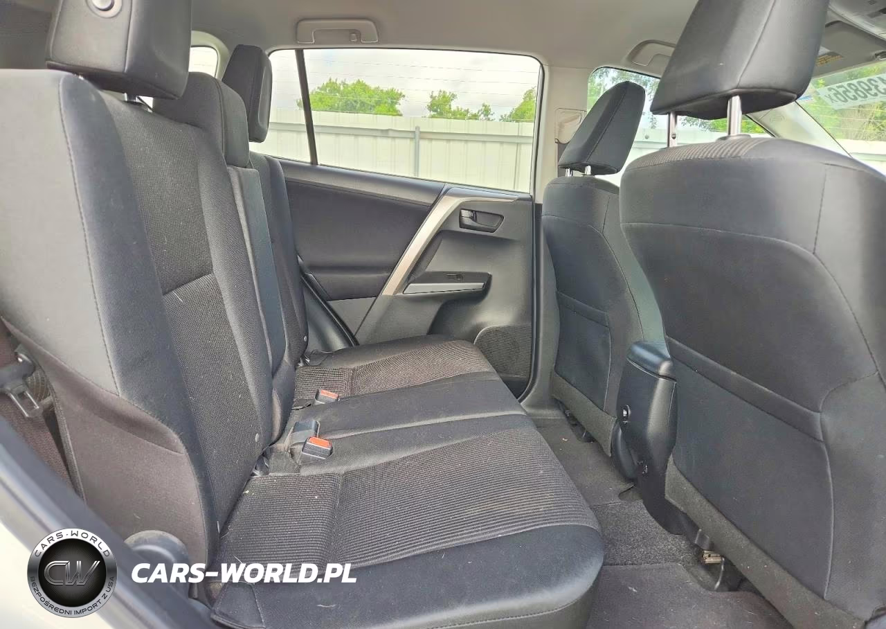 2018 Toyota Rav4 Le VIN:JTMZFREV0JJ734955 - 10