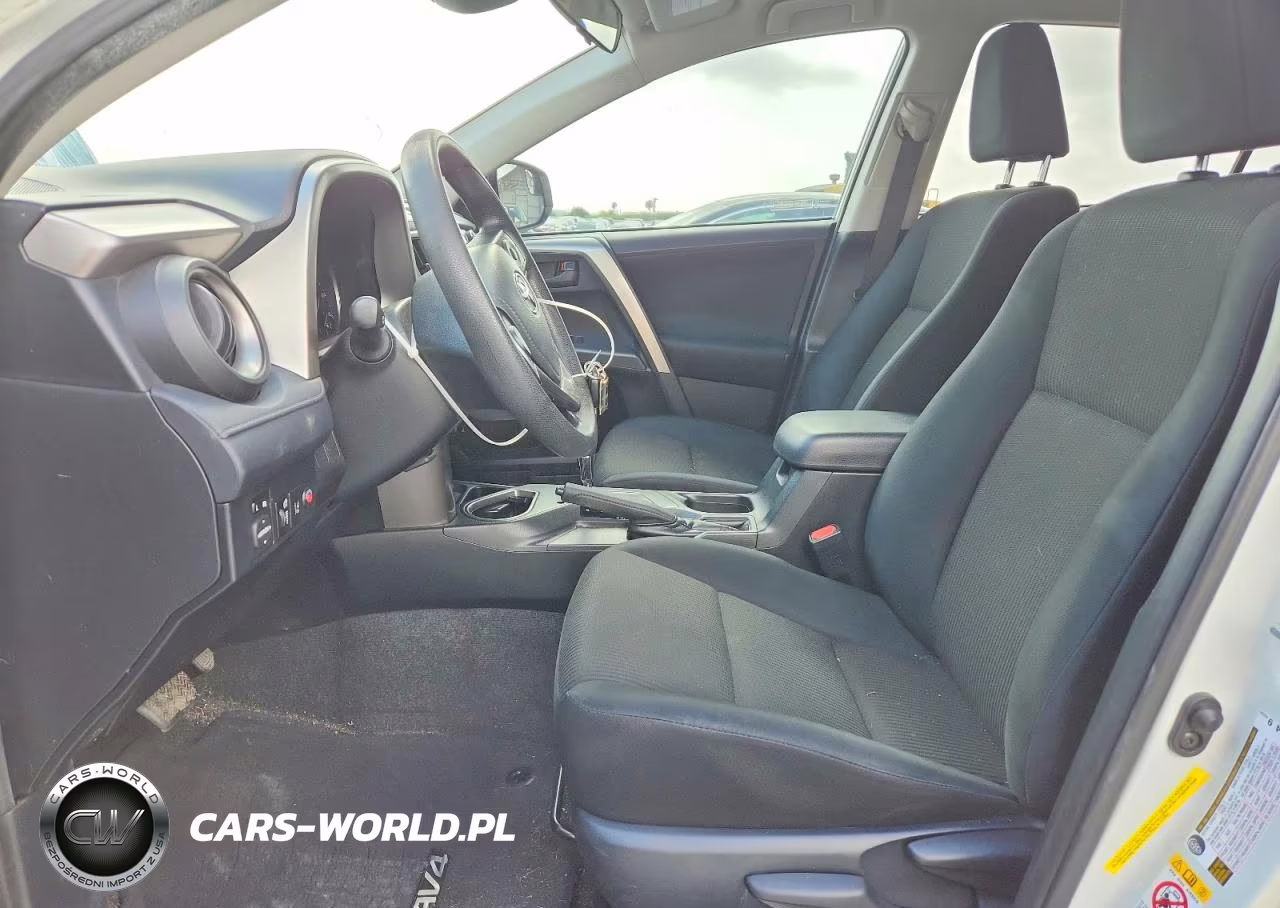 2018 Toyota Rav4 Le VIN:JTMZFREV0JJ734955 - 7